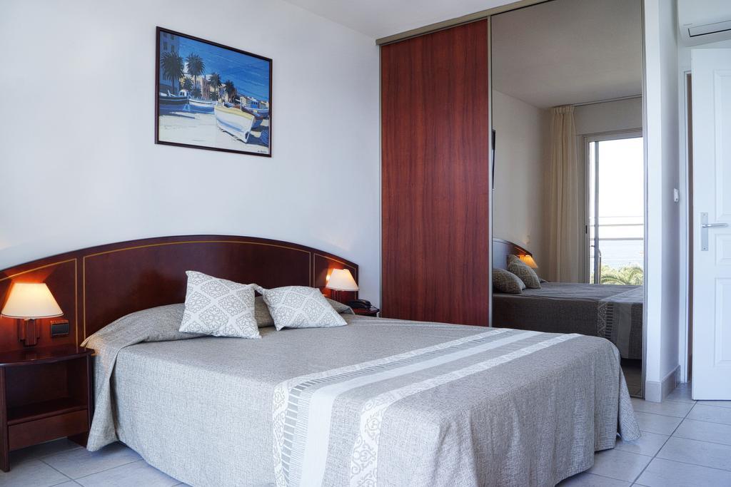 أجاكسيو Residence Les Sanguinaires الغرفة الصورة